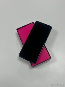 T Phone Pro 6/128GB - 2