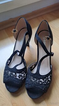 Predam lodičky na zapínanie. - 2