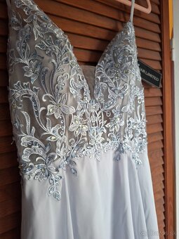 Spoločenské šaty sedia na S,M - 2