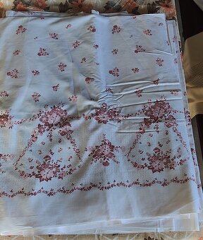 kvalitná látka na post.prádlo uloženka - 2