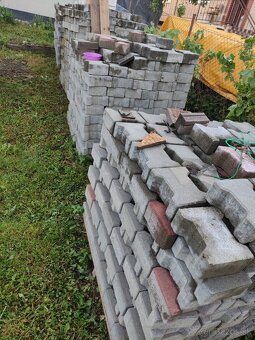 Betónová zámková dlažba I - 2