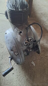 Motor Jawa 250 353 - 2
