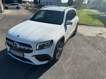 Mercedes-Benz GLB 200 - 2