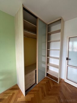 Vstavana skrina - 2