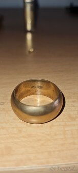 Predam prsten - 2