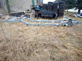 Mitsubishi L200 Šasy - 2