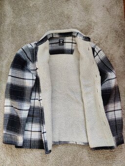 Zateplená bunda veľkosť S - 2