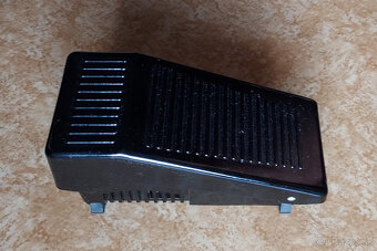 SIJACI STROJ.... PEDAL - 2