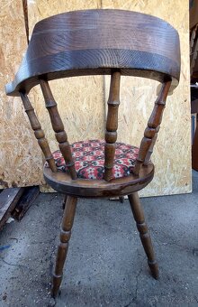 Jedálenské stoličky - 2