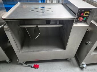 MIEŠAČKA MASA 70L MIEŠAČKA KLOBÁS - 2
