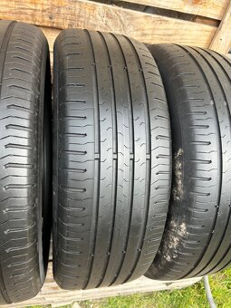 Continental 215/60/17” - 2