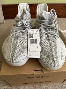 YEEZY BOOST 350 V2 - 2