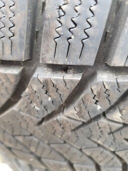 Pneu 215/55r16 - 2