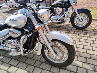 Suzuki C 800 VL 800 Intruder - 2