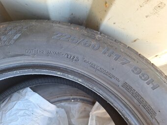 225/60 17 nove - 2