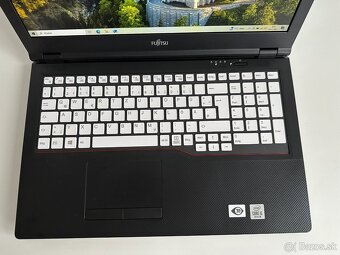 Fujitsu E5510 / i5-10210U / 8GB RAM / 512GB NVMe / Win 10 - 2