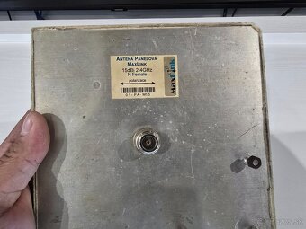 panelova antena 15dbi 15e - 2