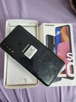 Samsung A20 - 2
