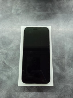 iPhone 15+ - 2