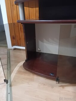 Skrinka pod TV - 2