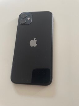 Krásny Iphone 11 64GB batéria 99 percent - 2