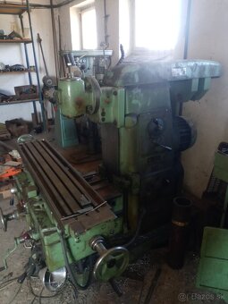 Univerzálna frézka TOS Kuřim - 2