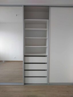 Vstavaná skriňa nová - 2