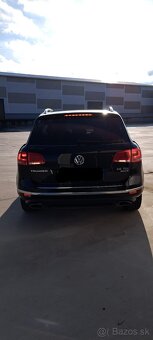 Volkswagen Touareg 3.0 TDI - čierny elegán - ZNÍŽENÁ CENA - 2