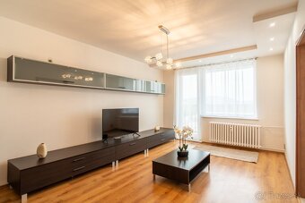 3 izb, Staré mesto, Karpatská,  72 m2, Rekonštrukcia, lodžia - 2