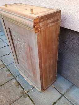 Secesná skrinka na podlahové hodiny - 2