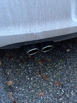 NEREZOVÉ a ČIERNE koncovky na výfuk - dvojitá koncovka - 2