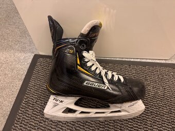 BRUSLE BAUER SUPREME 2S PRO vel. 44,5/9 D - 2