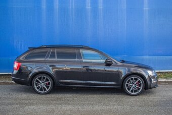 Škoda Octavia Combi 2.0 TDI DPF RS DSG - 2