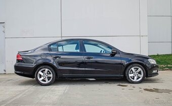Volkswagen Passat B7 1.6 TDI Sedan - 2