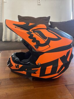 Motocross prilba. - 2