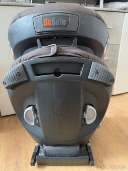 Autosedačka BeSafe iZi Up X3 fix 15-36kg - 2