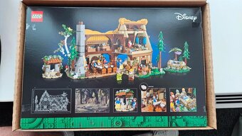 LEGO 43242 Ideas -> Chata Snehulienky a sedmich trpaslíkov - 2