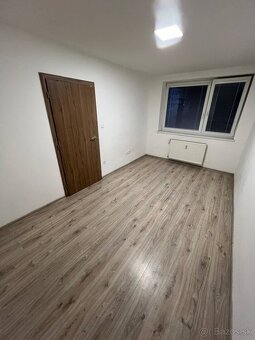 Na predaj 2 izbový byt kompletná rekonštrukcia Handlová - 2