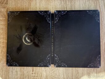 Predam Resident Evil Village PS5 v steelbooku - 2