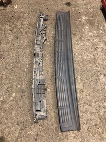 predam plast zad. naraznika pre toyota l.c.200 - 2