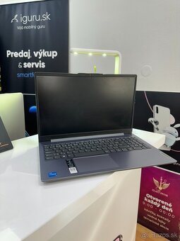 Lenovo IdeaPad Slim 3 15IAN8 - 2