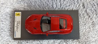 Predám model Ferrari Portofino 1:43 Looksmart - 2
