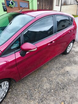 Ford fiesta - 2