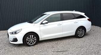 Hyundai i30 CW 1.6 CRDi Family SR 1Majiteľ - 2