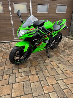 Kawasaki Ninja 125 2023 - 2
