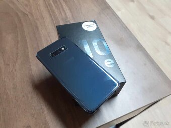 Samsung Galaxy S10e - 2