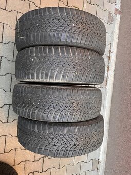 225/60R17 Kumho zimne - 2