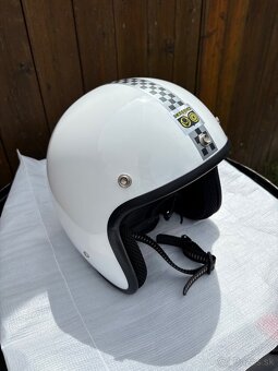 Retro helma na motorku - 2