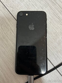 iPhone 7 na náhradné diely - 2