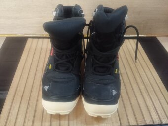 Predám adidas climaproof - 2